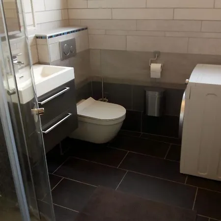 Aldo, Not For Parties, Not A Hotel, With Shared Bathroom, No Kitchen