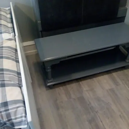 Aldo, Not For Parties, Not A Hotel, With Shared Bathroom, No Kitchen Alloggio in famiglia *