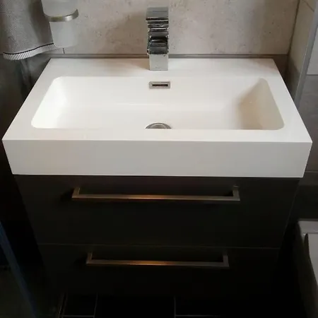 Homestay Aldo, Not For Parties, Not A Hotel, With Shared Bathroom, No Kitchen Amsterdam