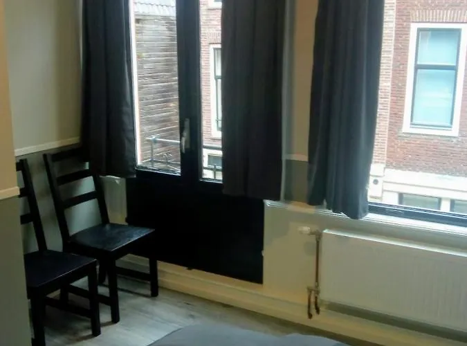 Aldo, Not For Parties, Not A Hotel, With Shared Bathroom, No Kitchen