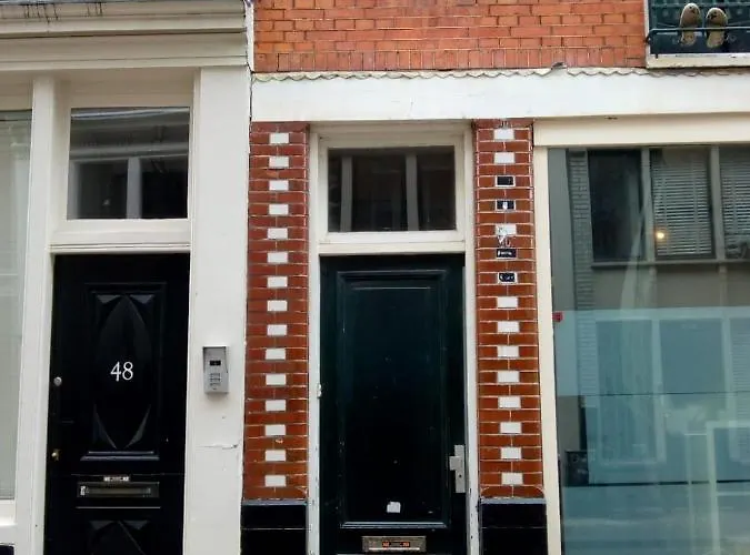 Aldo, Not For Parties, Not A Hotel, With Shared Bathroom, No Kitchen